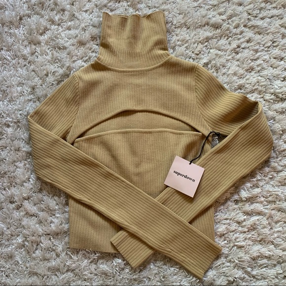 Superdown Tasha Cut Out Sweater - Picture 5 of 10